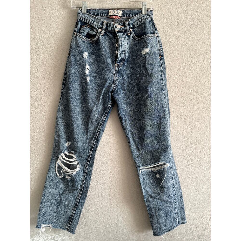 Free People CRVY Georgine Mom Jeans - Blue Acid Wash-90s‎ Style Sz 27